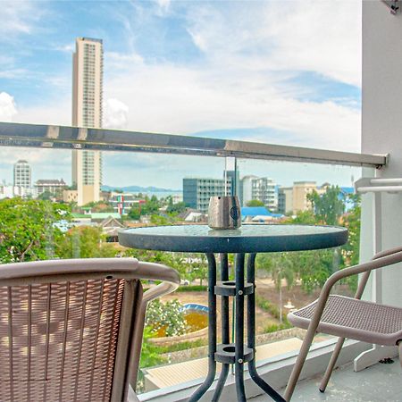 Ht9 Hotel Pantai Jomtien Luaran gambar