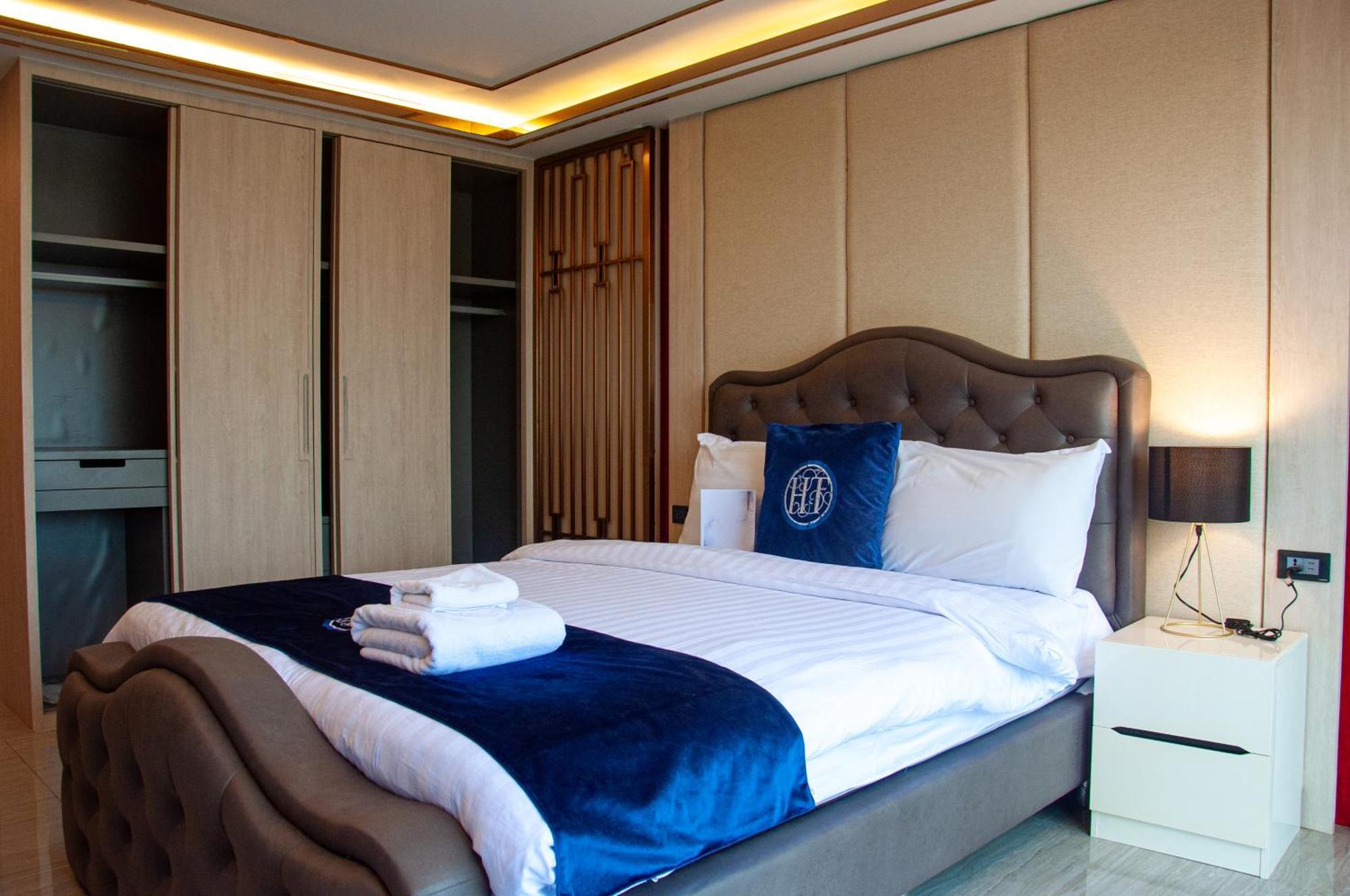 Ht9 Hotel Pantai Jomtien Luaran gambar