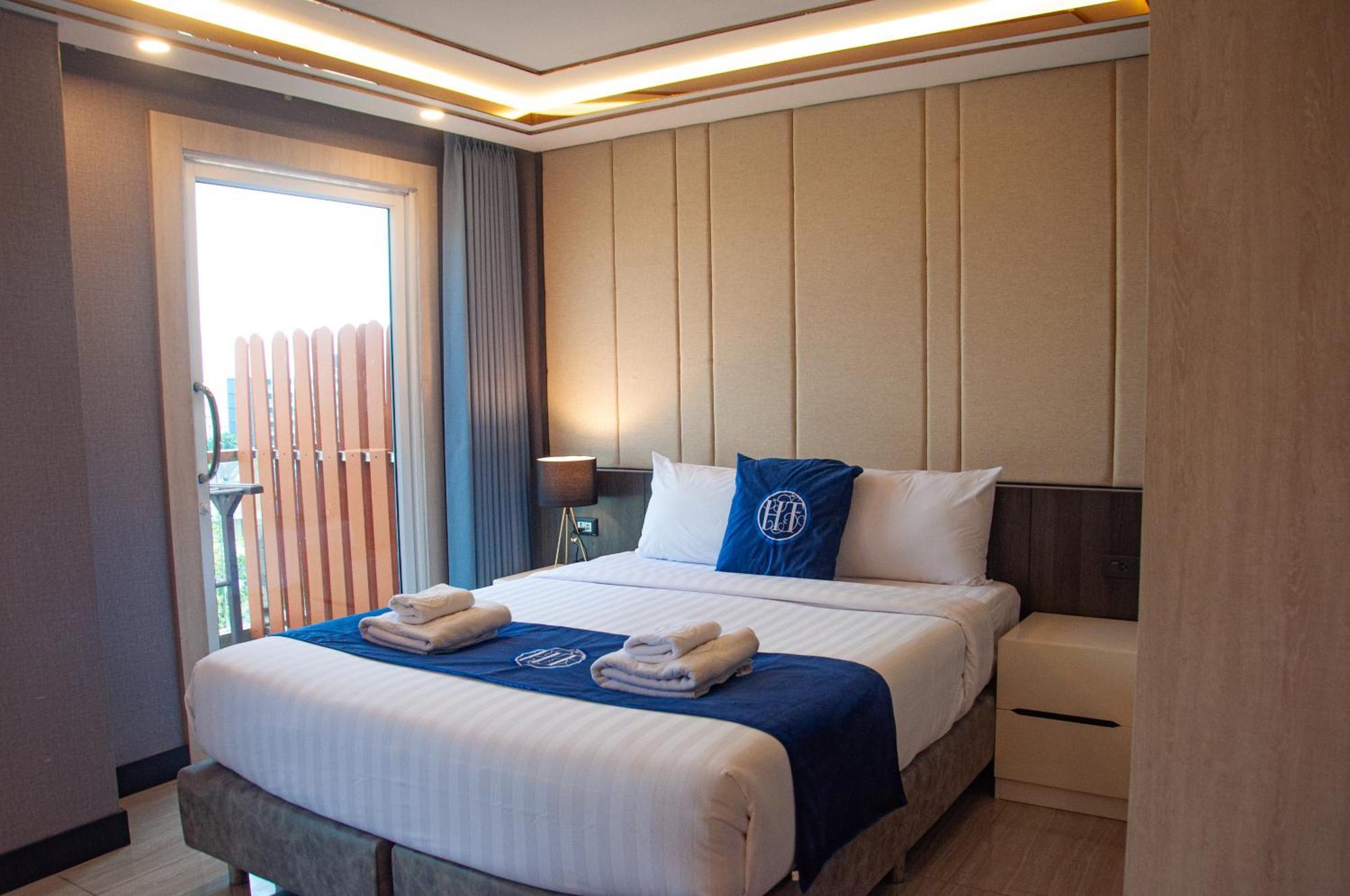 Ht9 Hotel Pantai Jomtien Luaran gambar