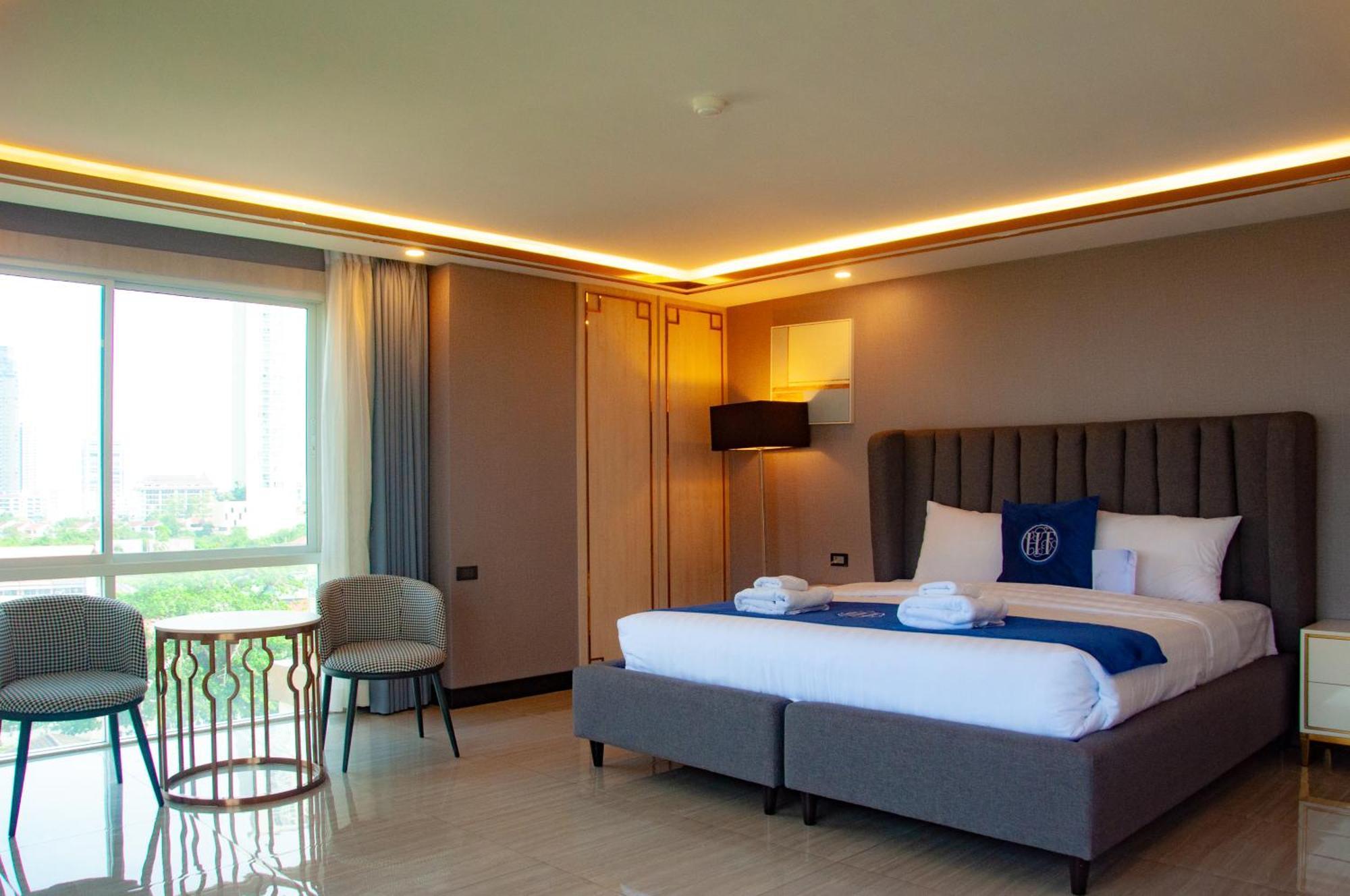 Ht9 Hotel Pantai Jomtien Luaran gambar