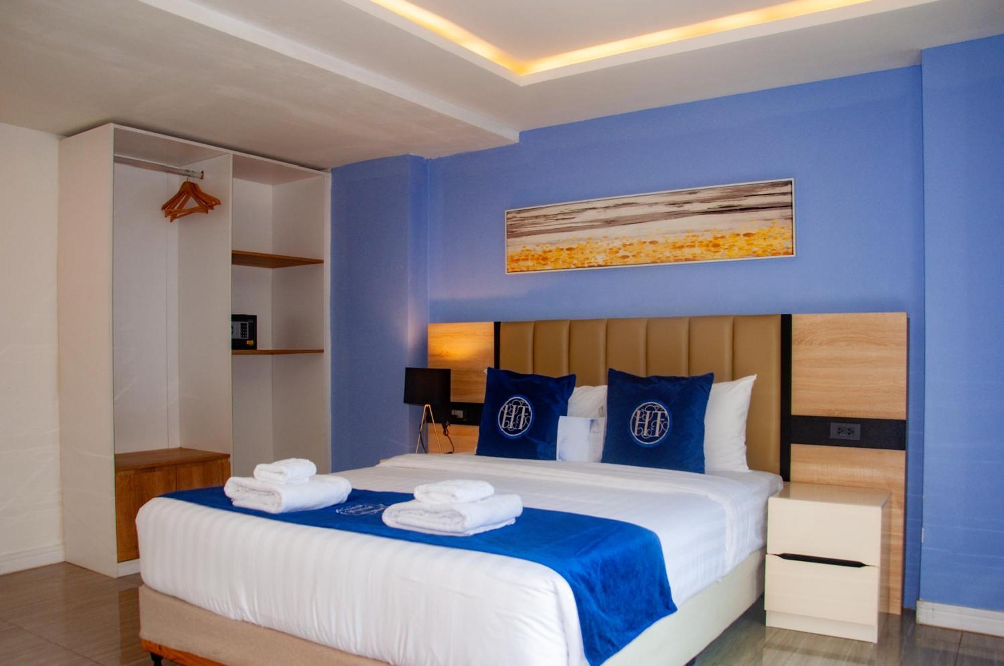 Ht9 Hotel Pantai Jomtien Luaran gambar