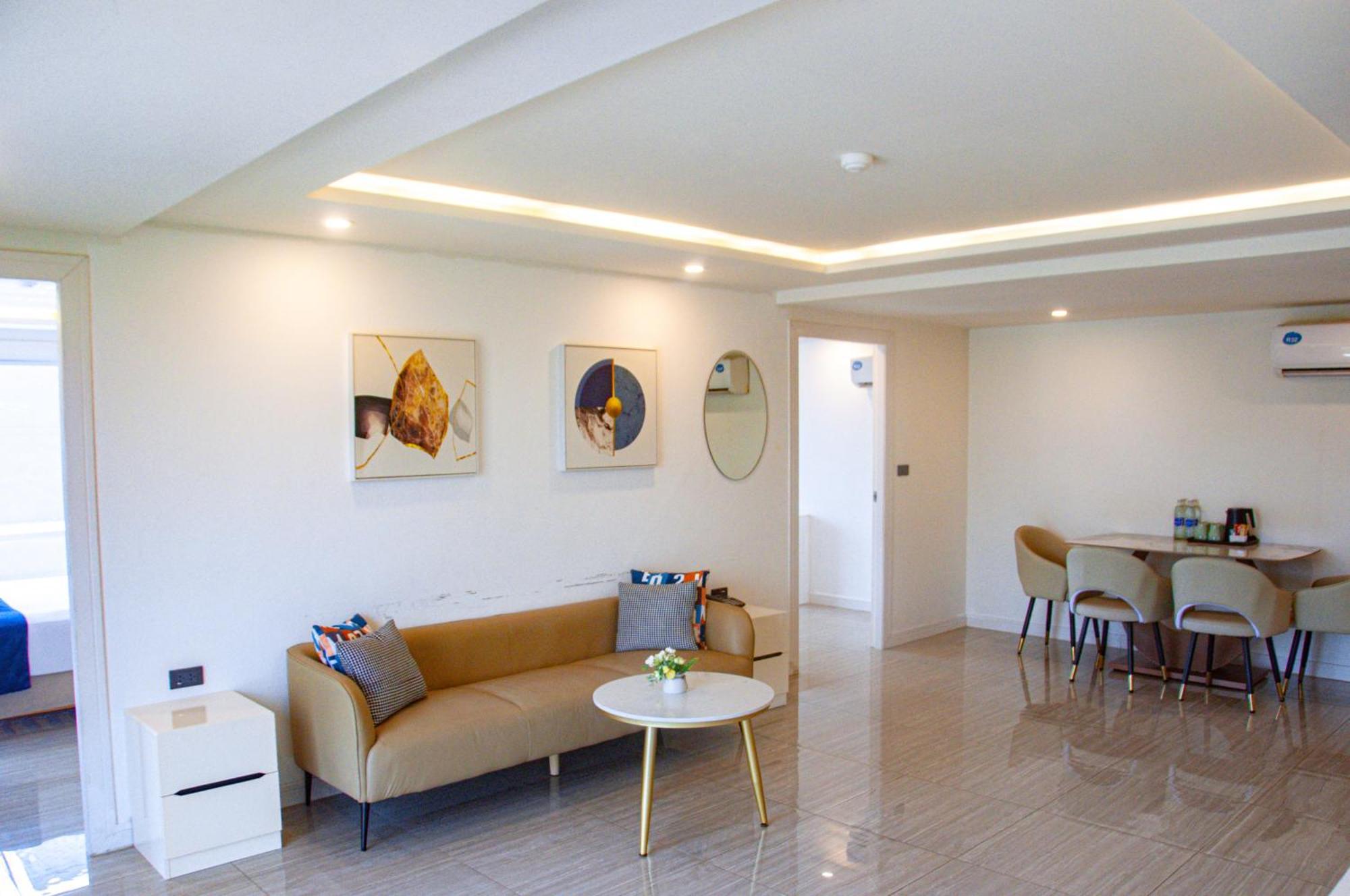 Ht9 Hotel Pantai Jomtien Luaran gambar