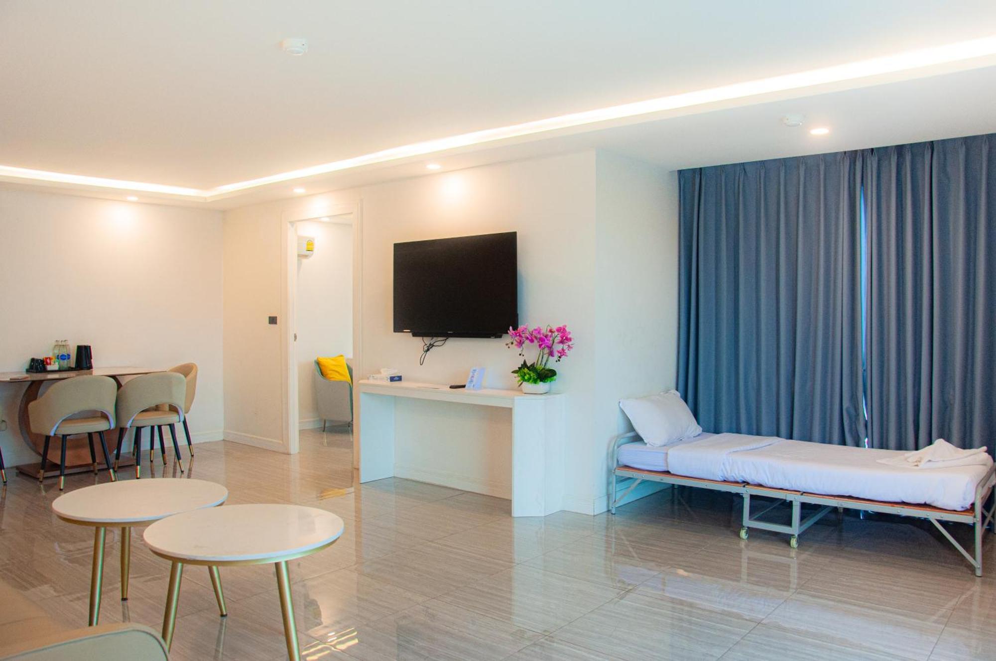 Ht9 Hotel Pantai Jomtien Luaran gambar