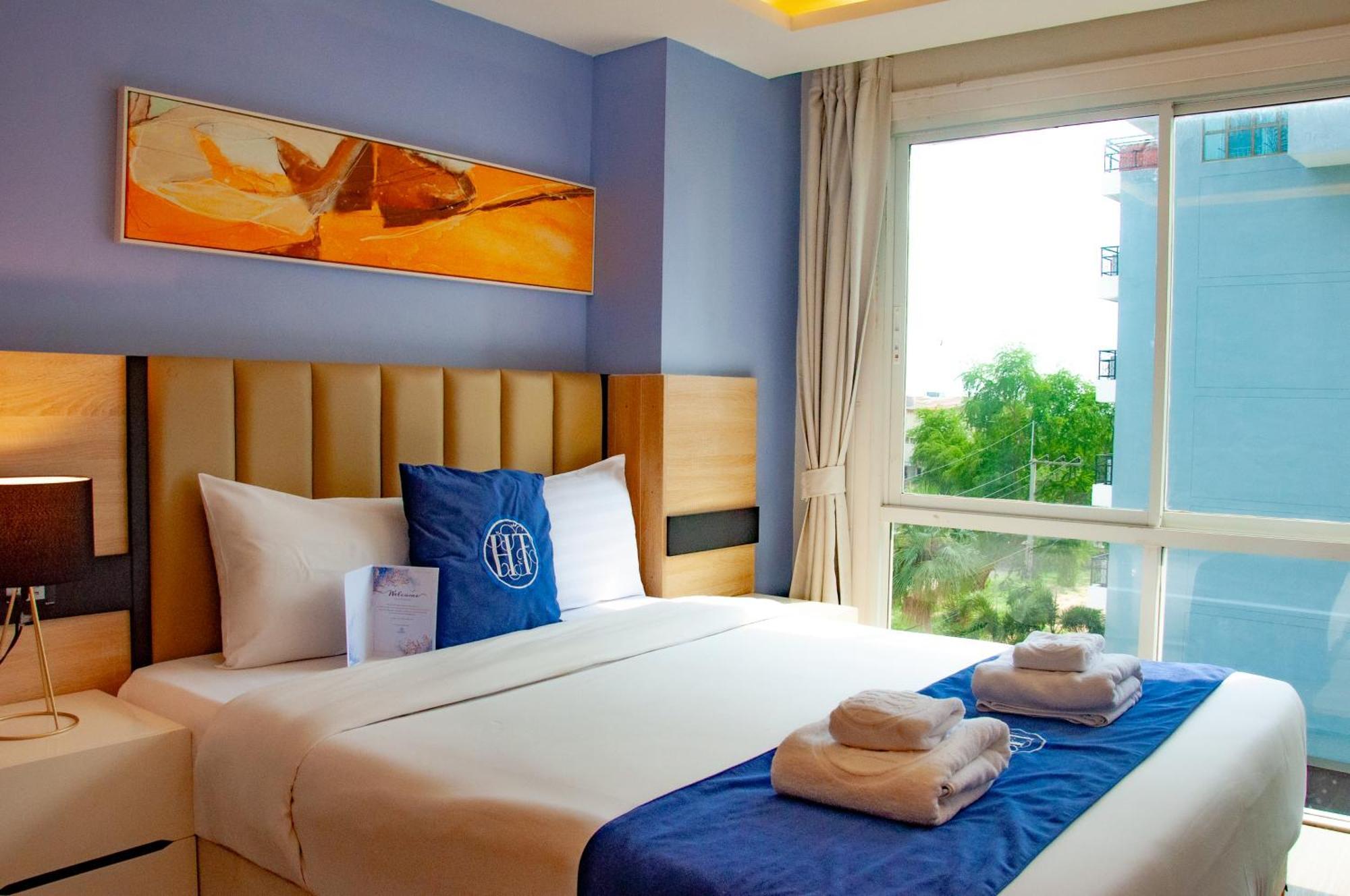 Ht9 Hotel Pantai Jomtien Luaran gambar
